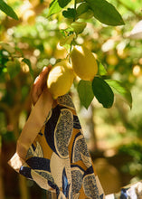 Load image into Gallery viewer, Citrus Noir